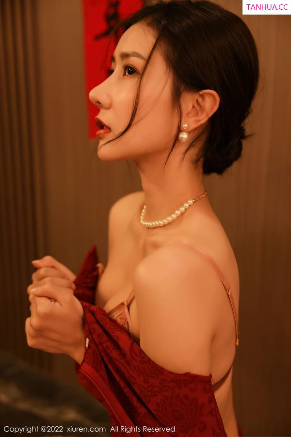 尹甜甜  [XiuRen]高清写真图 2022.01.25 No.4508 尹甜甜第23张图片